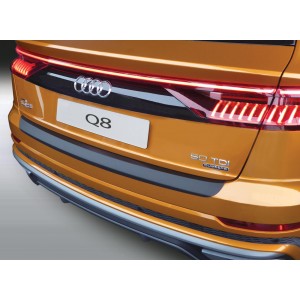 Plastična zaštita branika za Audi Q8